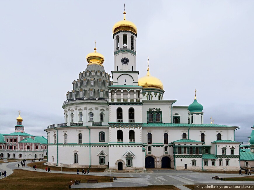 Жемчужины, рассыпанные по дорогам 