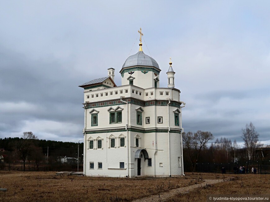 Жемчужины, рассыпанные по дорогам 