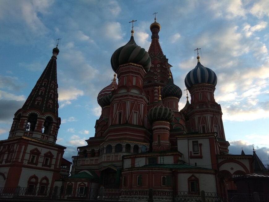 Прогулка по коронавирусной Москве (фото + видео)