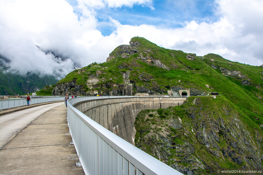 Большое путешествие по Австрии и не только. День 10. Дорога в Инсбрук через Капрунские водохранилища и Криммльские водопады