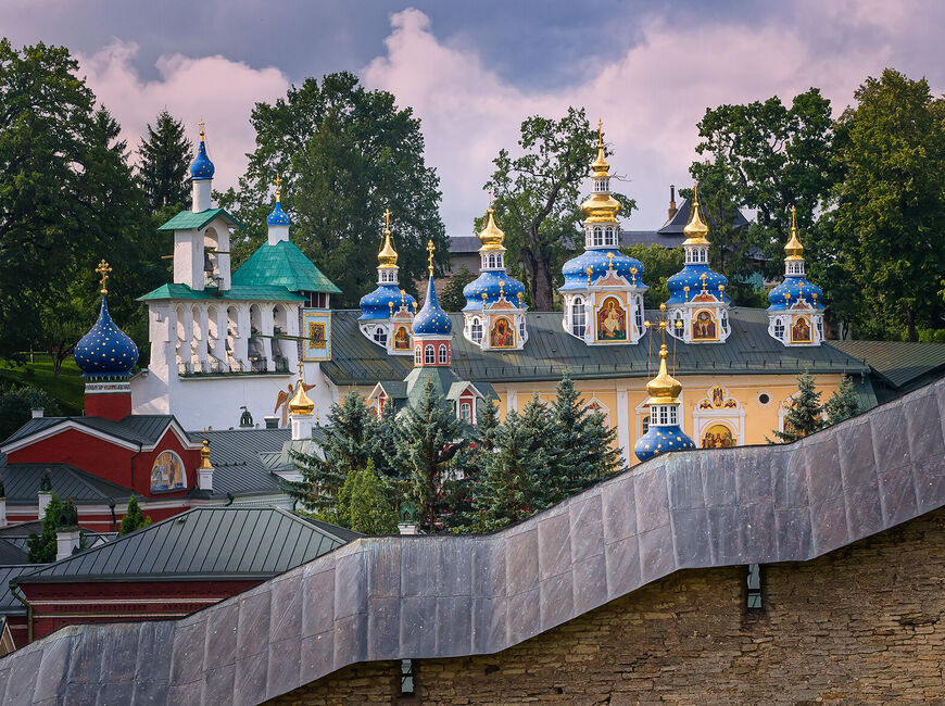 Псково-Печерский монастырь — официальный сайт, богослужения, отцы, старцы, адрес | Туристер.Ру