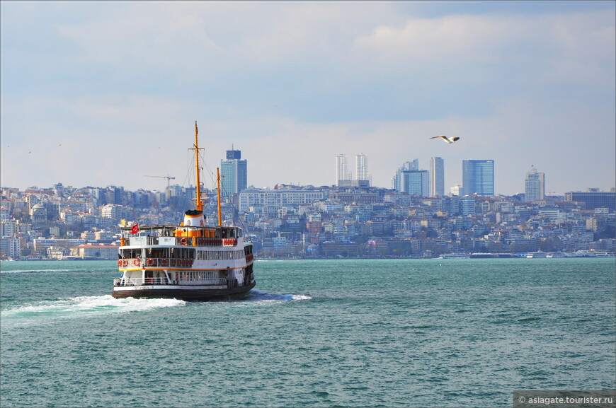 Стамбул: турецкий Икар, крепость-быстрострой и жареная рыба в море