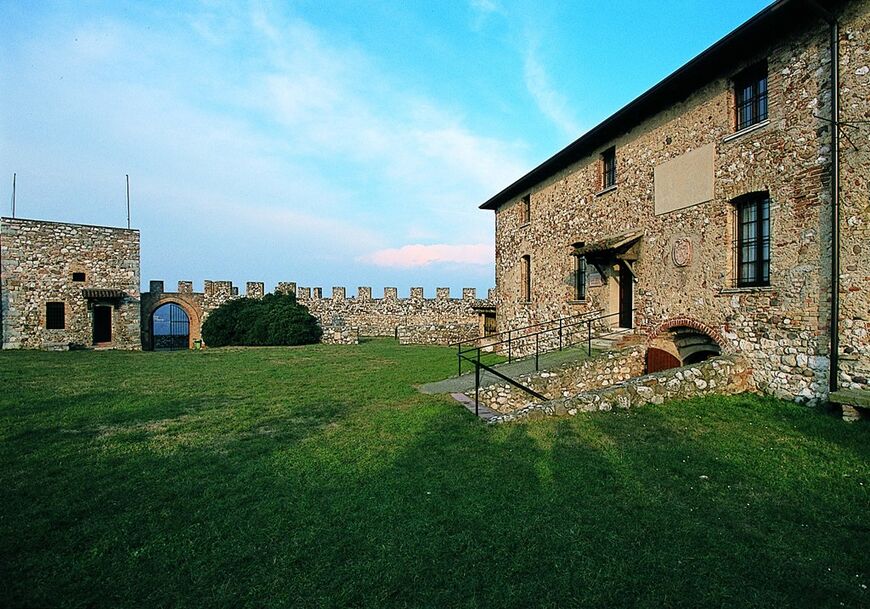 Замок La Rocca di Lonato