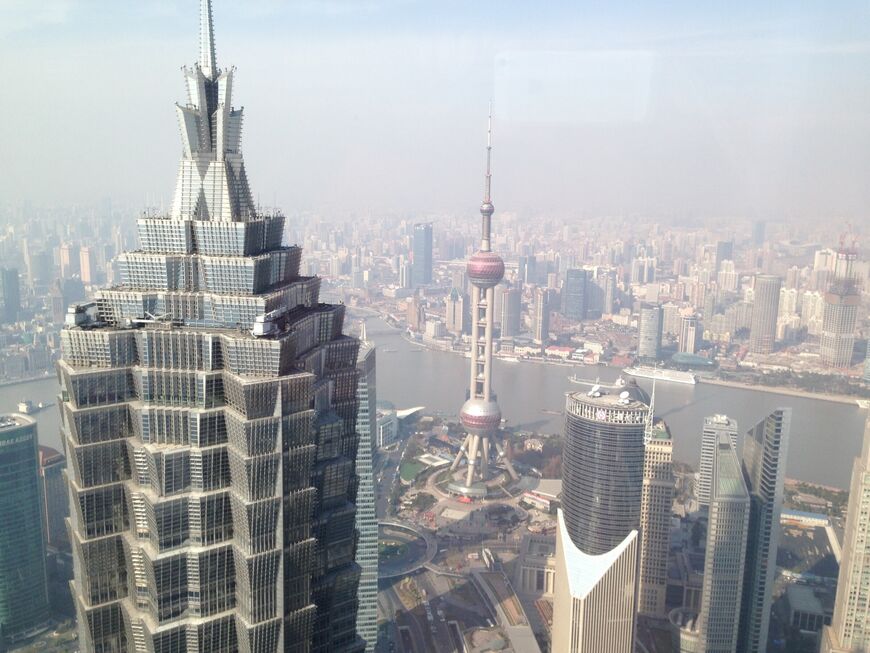 Вид на Шанхай из отеля Park Hyatt