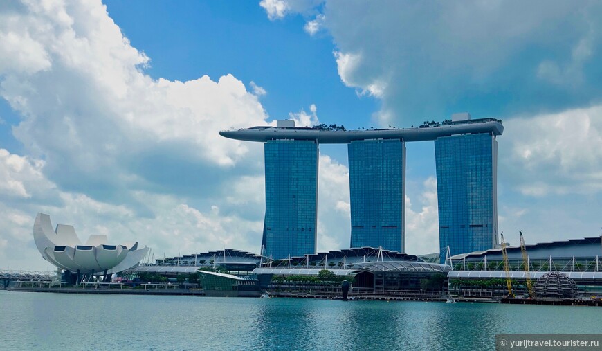 Сингапур. Прогулки по дневному городу