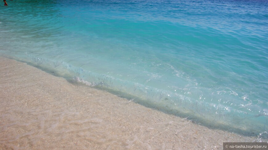 вода на Мраморном пляже.