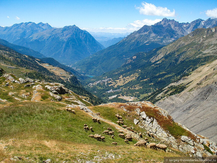 Вид с перевала Col du Couard (2234 м)