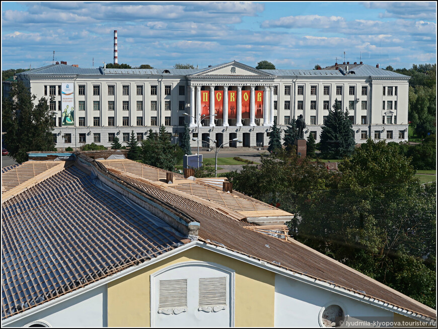 От Золотого кольца к Серебряному ожерелью. 7 —  Кром и Запсковье