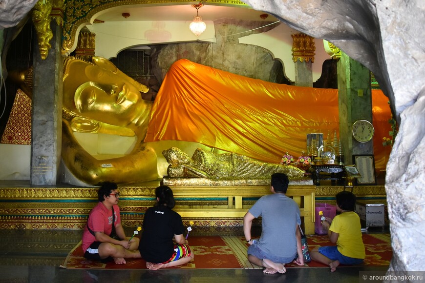 Пещерный храм Ват Кхао Йой