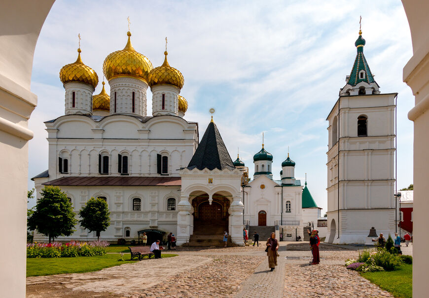 Архитектурный ансамбль монастыря