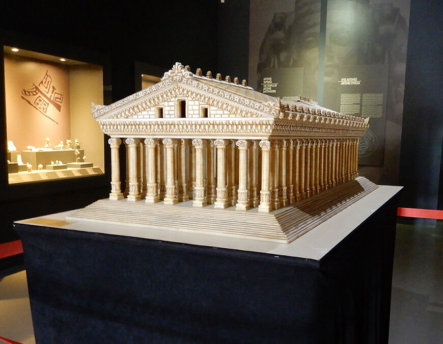 Макет Храма Артемиды в городе Эфесе 