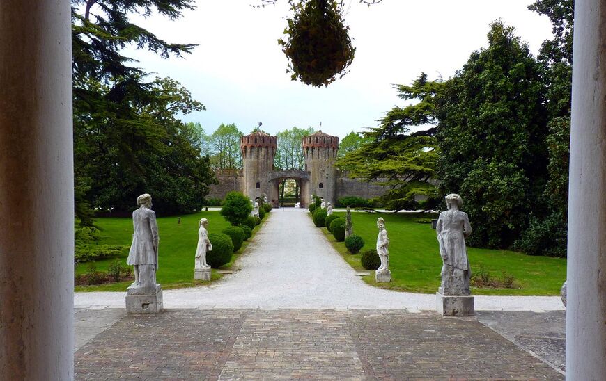 Замок Ронкаде <br/> (Castello di Roncade)