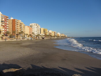 Испанские пляжи хотят открыть в середине июня