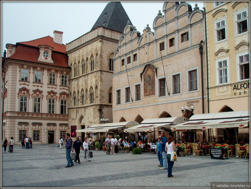Прага Стобашенная