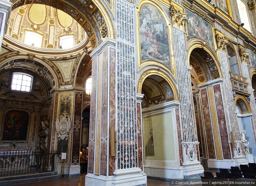 Базилика Сан-Паоло-Маджоре — шедевр роскоши барокко в Неаполе
