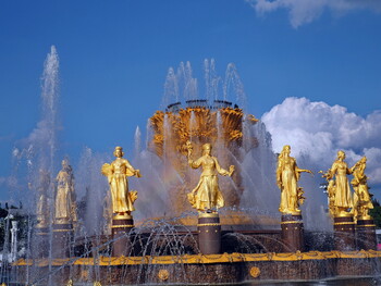 В Москве отложили запуск фонтанов 