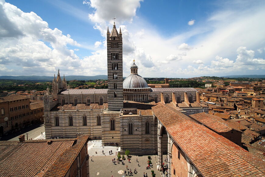 Вид на Duomo di Siena