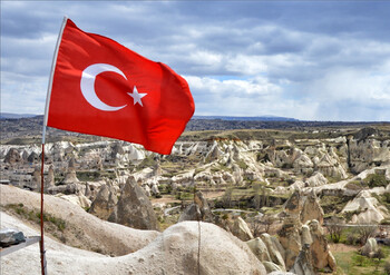В Турции заявили о завершении первого этапа борьбы против коронавируса 