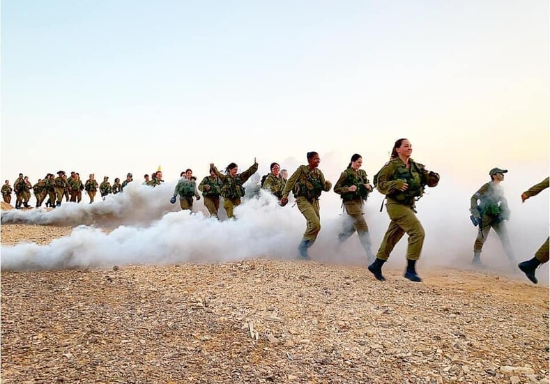 «Красота спасет мир»: девушки на службе в израильской армии