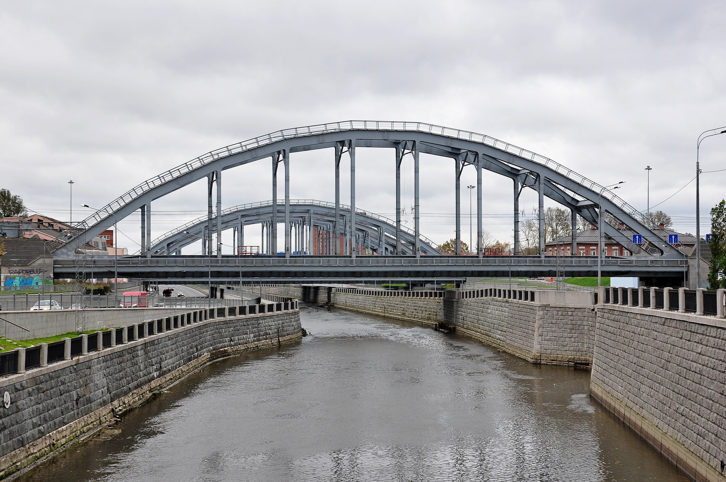 Американский мост. Американские мосты Санкт Петербург Обводный канал. Американские мосты через Обводный канал. Американский мост на Обводном канале. Мост Железнодорожный на Обводном канале СПБ.