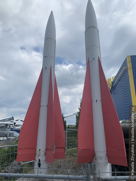 Ракета Хавк, на вооружении армии США периода Холодной Войны 59-60 годов. Были проданы в 25 стран мира. 