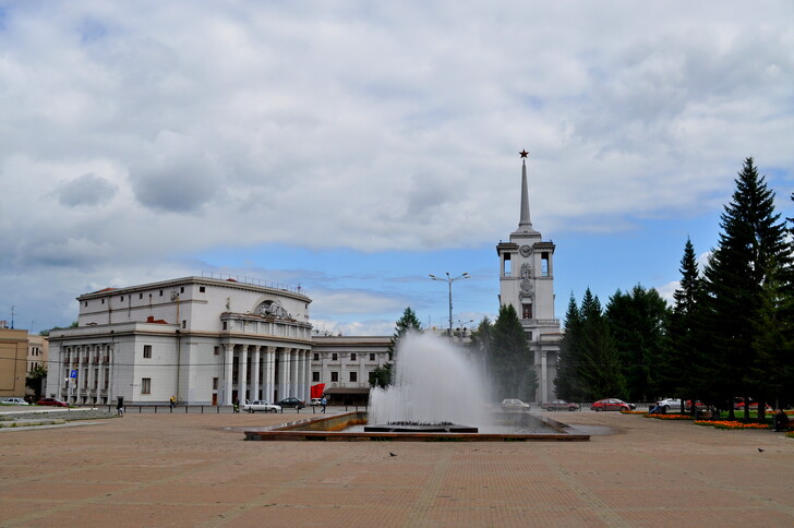 Площадь Советской Армии