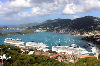 Карибы для туристов начнут открываться с июня 