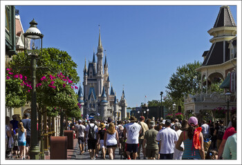 Парк Disney World во Флориде откроется в июле