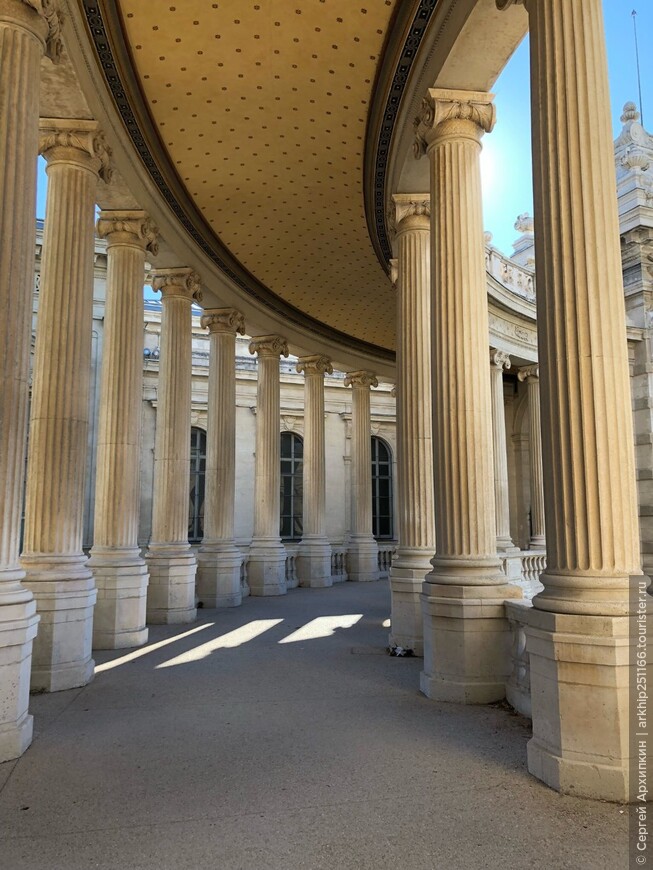 Прекрасный дворцово-парковый ансамбль Лоншан в Марселе