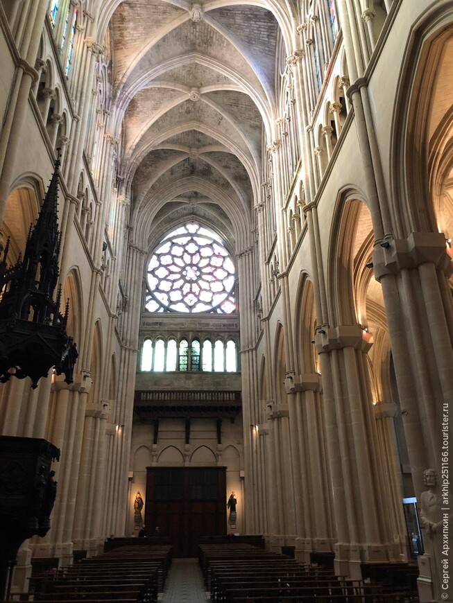 Собор Сен-Венсан де Поль — шедевр неоготики в Марселе