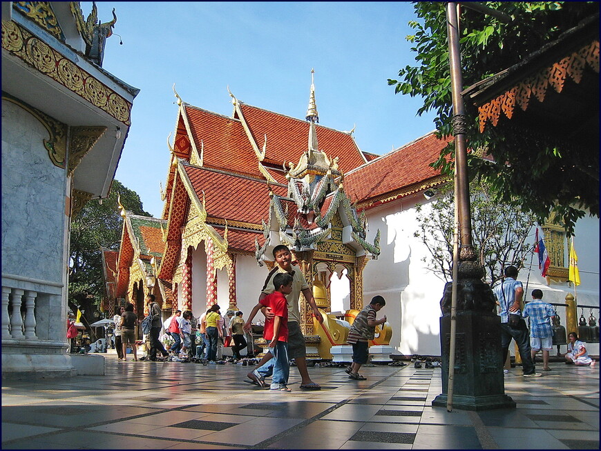 Загадочная улыбка Сиама. 7 день. Белый храм и Ват Дой Сутхеп в Чианг Май