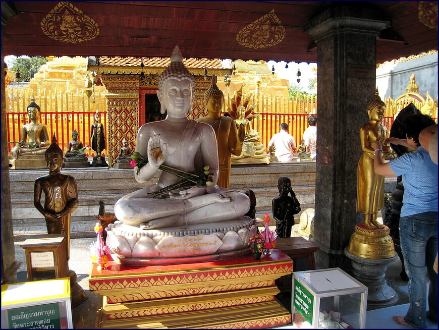 Загадочная улыбка Сиама. 7 день. Белый храм и Ват Дой Сутхеп в Чианг Май