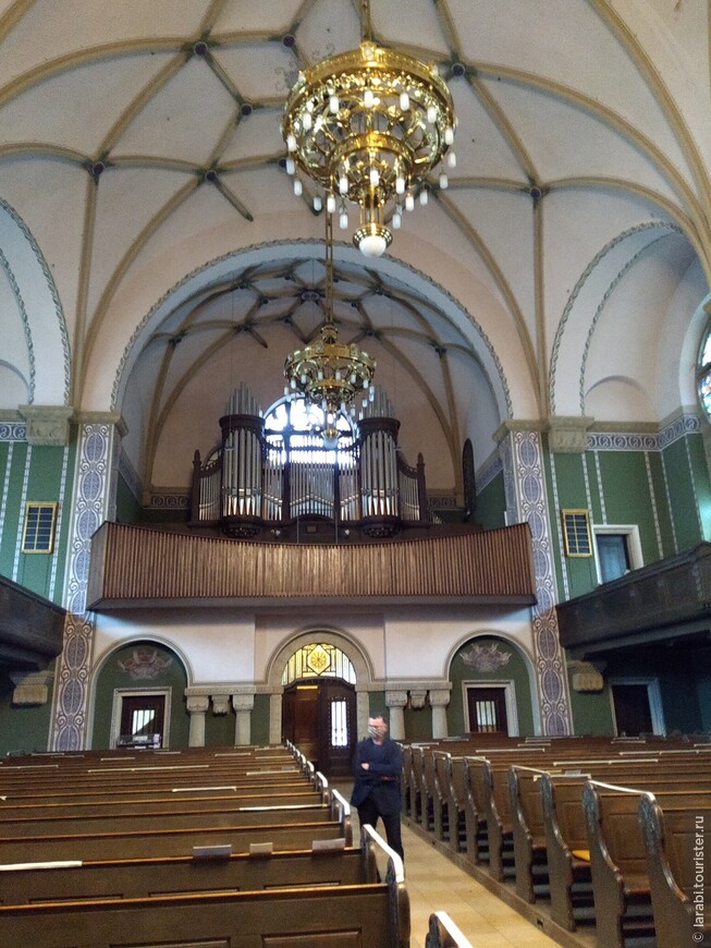 Прогулки по Дрездену: Церковь Примирения в Дрездене-Штризене
