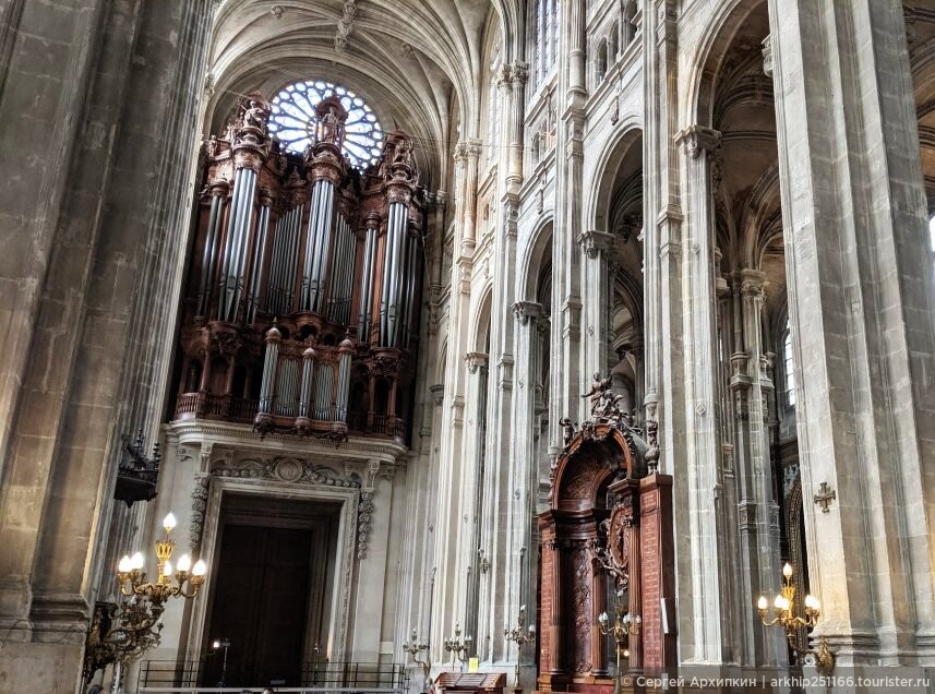 Поздняя готика Парижа — собор Сент-Эсташ