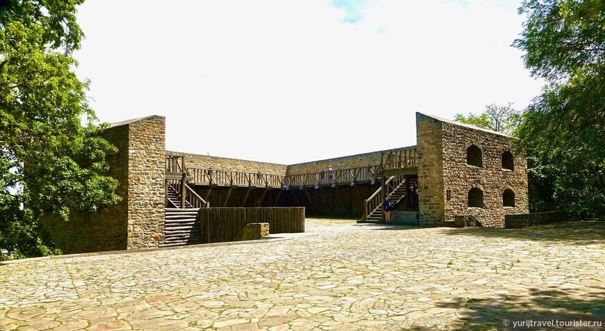 Бастион Петра Дорошенко (Чигиринская крепость, XVII ст.) - реконструкция 2007 г.