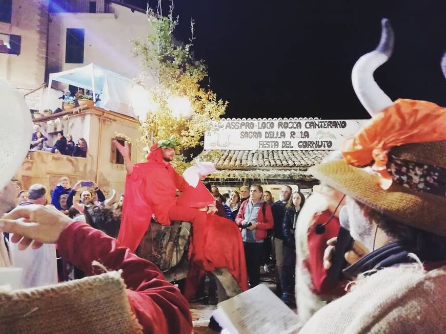 Фестиваль рогоносцев <br/> (Festa del Cornuto)