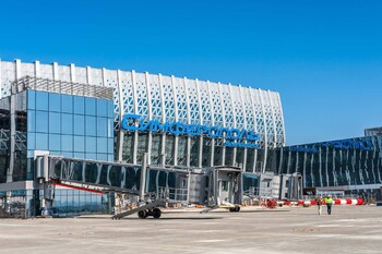 Число рейсов в аэропорту Симферополя за неделю выросло почти на 40%