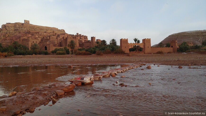 Айт-Бен-Хадду, Марракеш, Марокко: Снег в пустыне