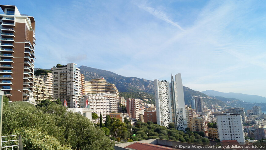 Новые жилые высотки на въезде в Монако