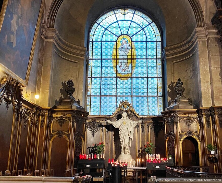 Церковь Сен-Сюльпис — второй по размерам собор Парижа