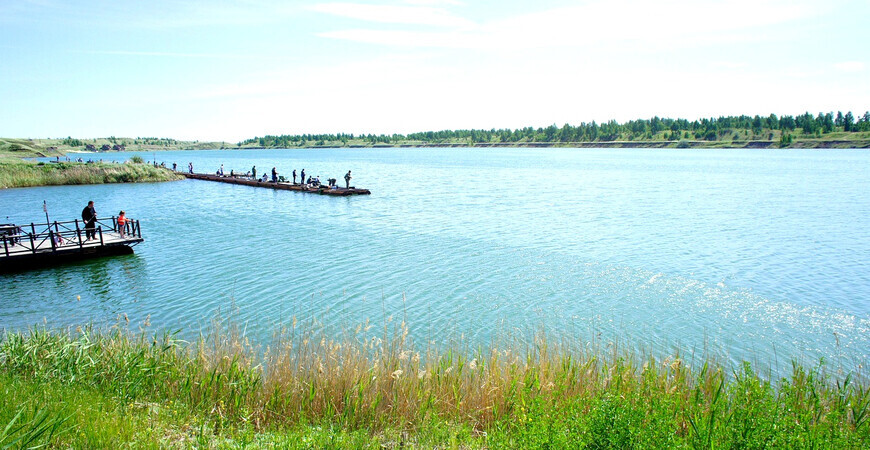 Бирюзовое озеро в Челябинской области