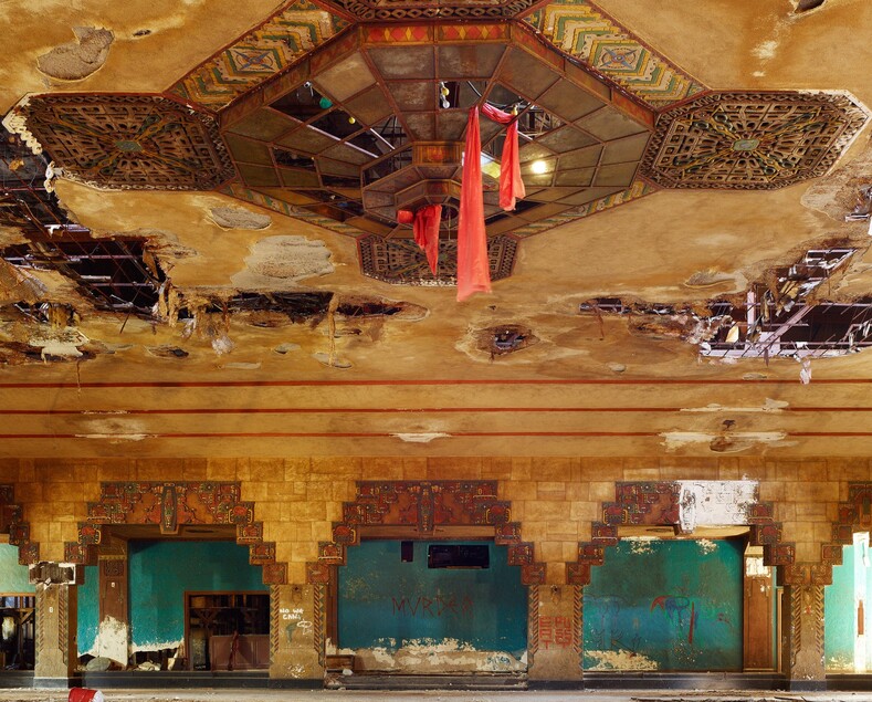 Канадский фотограф снимает заброшенные здания Детройта. Как умирает индустриальное сердце Америки (фото)
