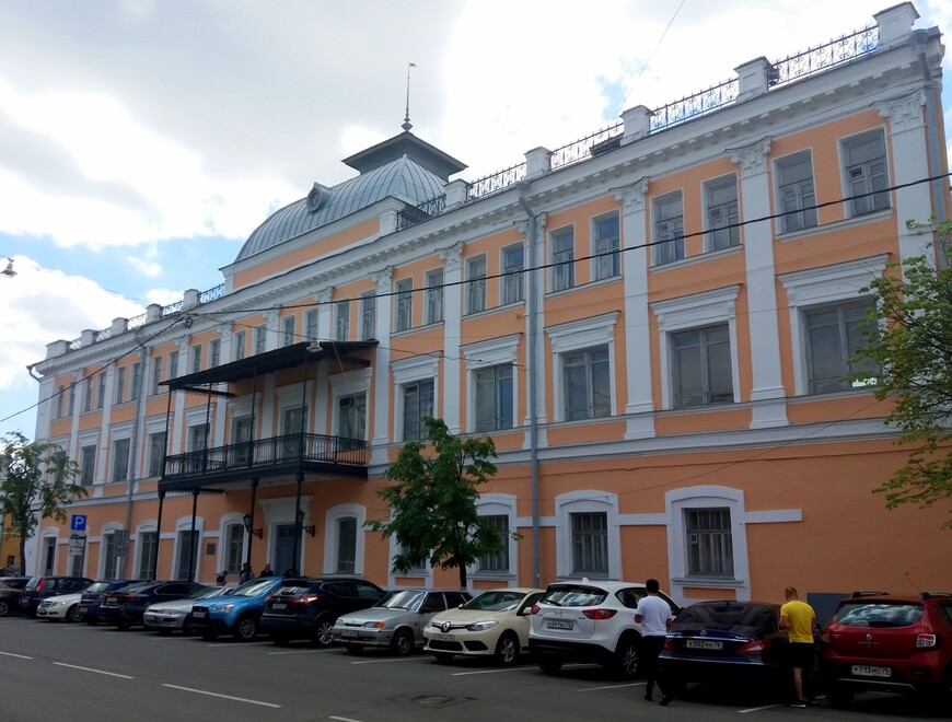 Картинки — «карантинки»,  или прогулка длиною в обеденный перерыв (Ярославль, май–июнь 2020)