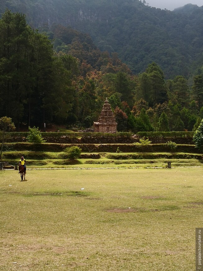 Храмовый комплекс Гедунг Сонго