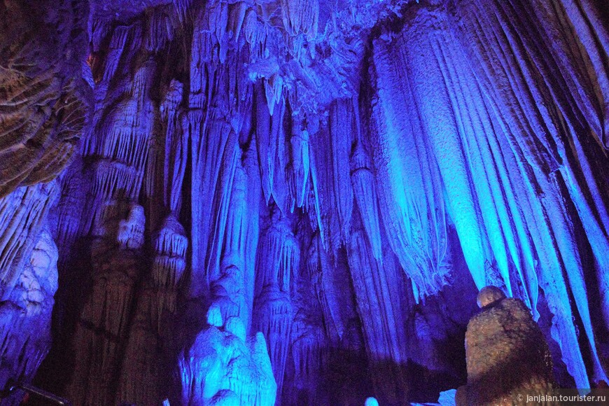 Пещера Гоа Гонг