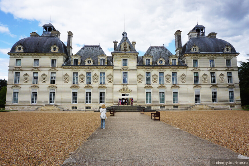 Люксембургский дворец на Луаре
