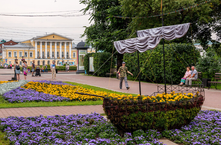 Сусанинская площадь