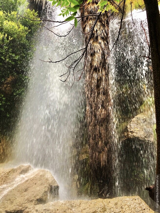 Неуловимый водопад в Дана Пойнт. Калифорния