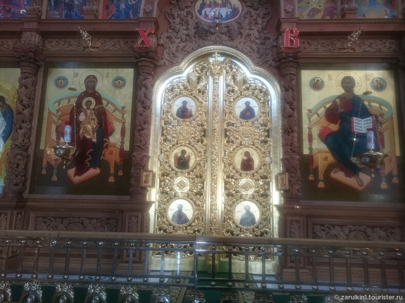 Удивительное убранство Успенского собора в Астрахани