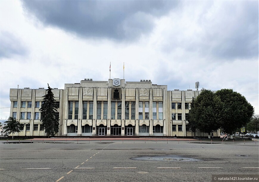 здание Правительства Ярославской области
